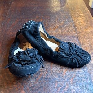 Tod's Black Fringe Suede Moccasins. Size 35